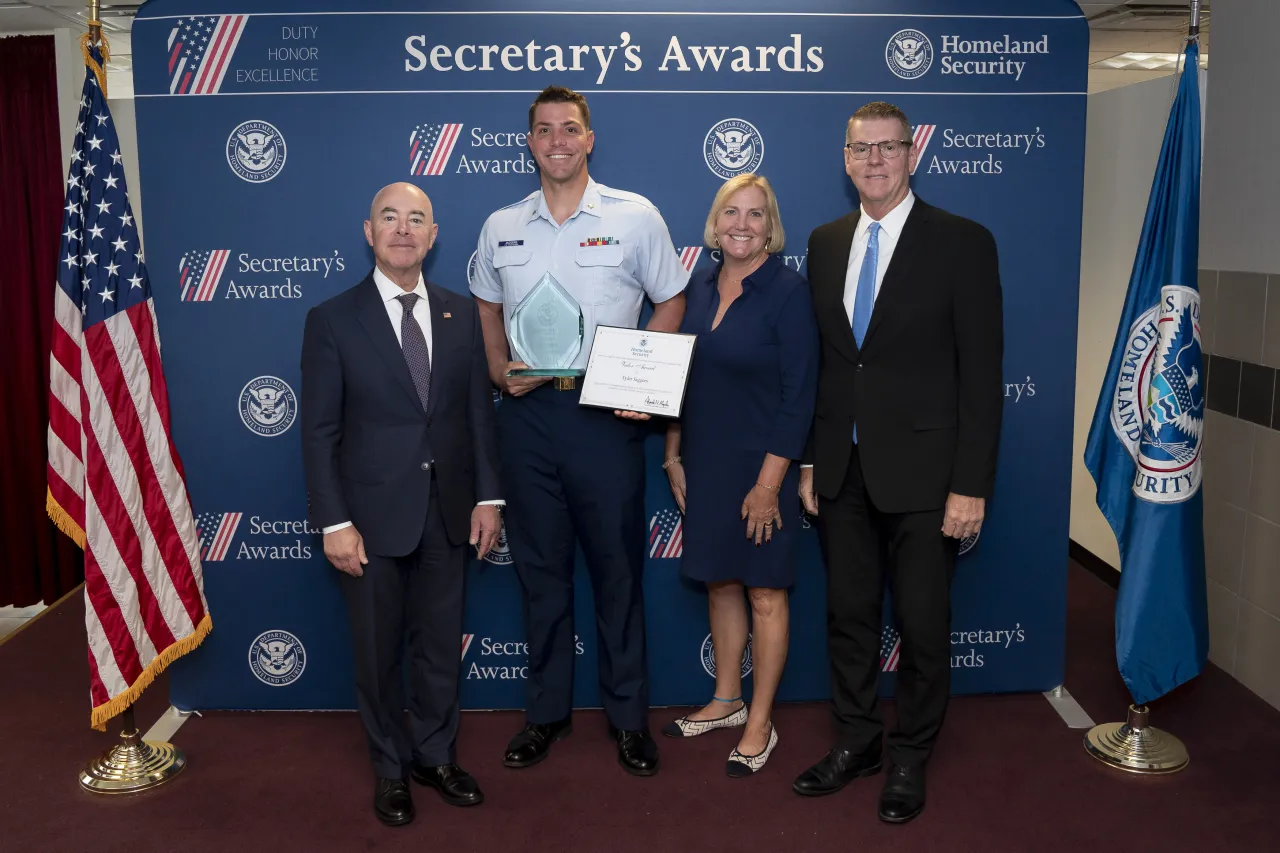 Image: DHS Secretary Alejandro Mayorkas Presents the 2024 Secretary’s Awards (073)