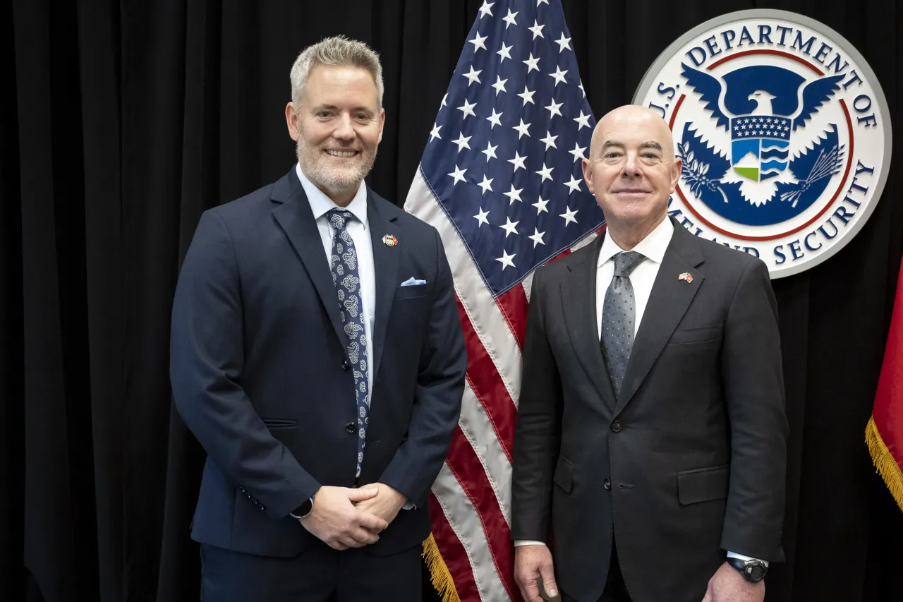 Image: DHS Secretary Alejandro Mayorkas Participates in a Bilateral Meeting with Vietnamese Minister of Public Security (002)