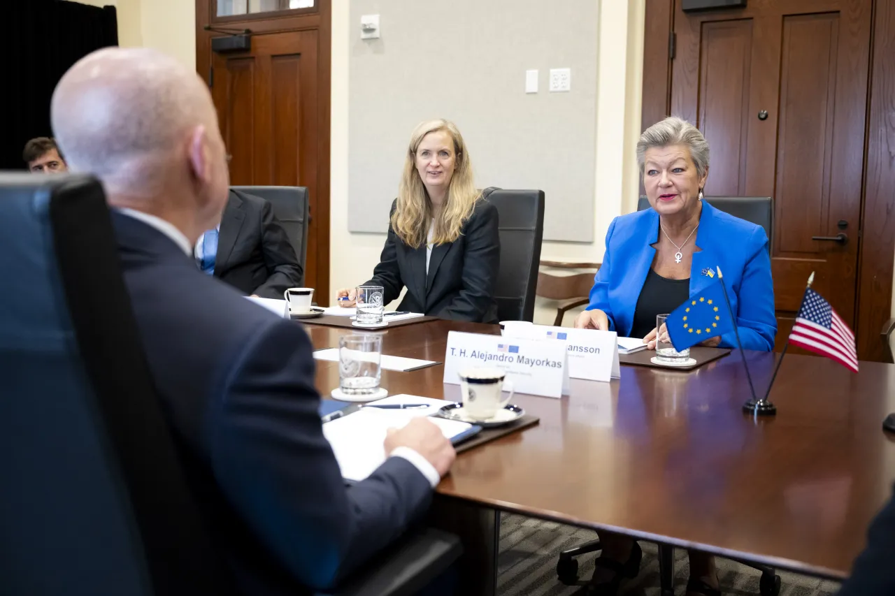 Image: DHS Secretary Alejandro Mayorkas Participates in a Bilateral Meeting with European Commissioner for Home Affairs (012)