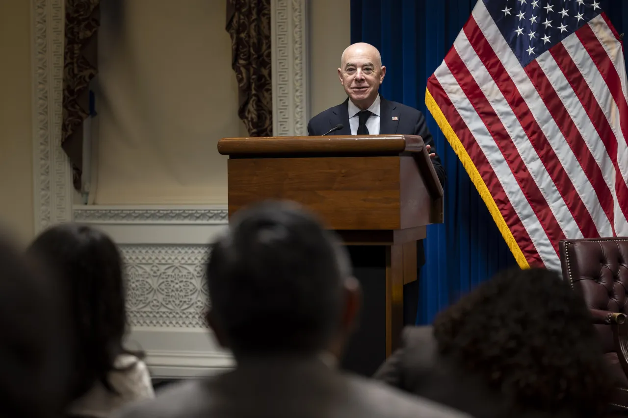 Image: DHS Secretary Alejandro Mayorkas Delivers Remarks at NSC Hispanic Heritage Month Celebration  (002)