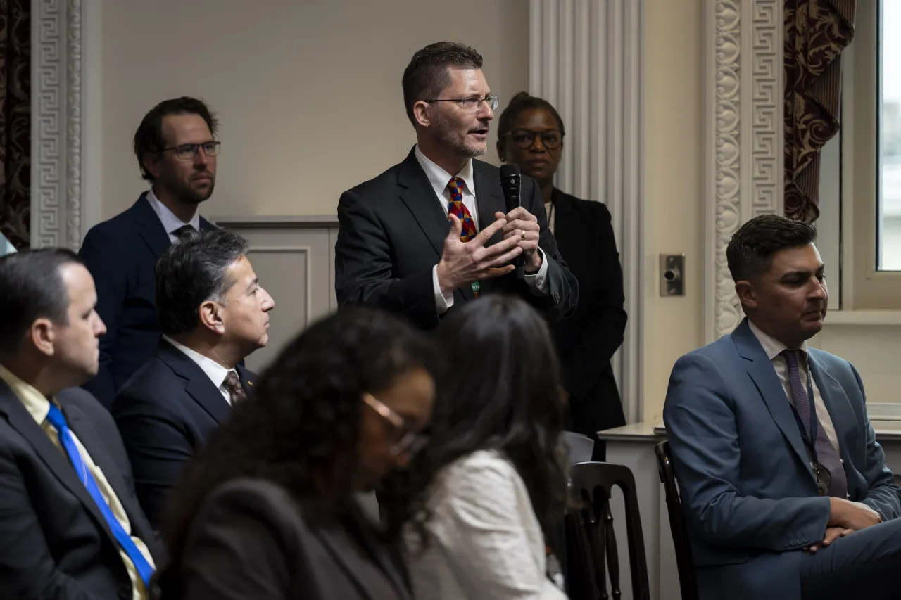 Image: DHS Secretary Alejandro Mayorkas Delivers Remarks at NSC Hispanic Heritage Month Celebration  (015)