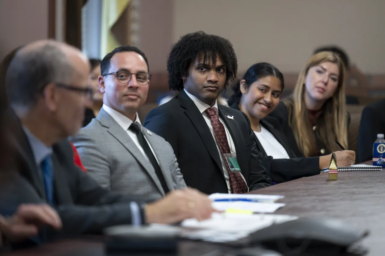 Image: DHS Secretary Alejandro Mayorkas Speaks with NSC Graduate Students  (007)