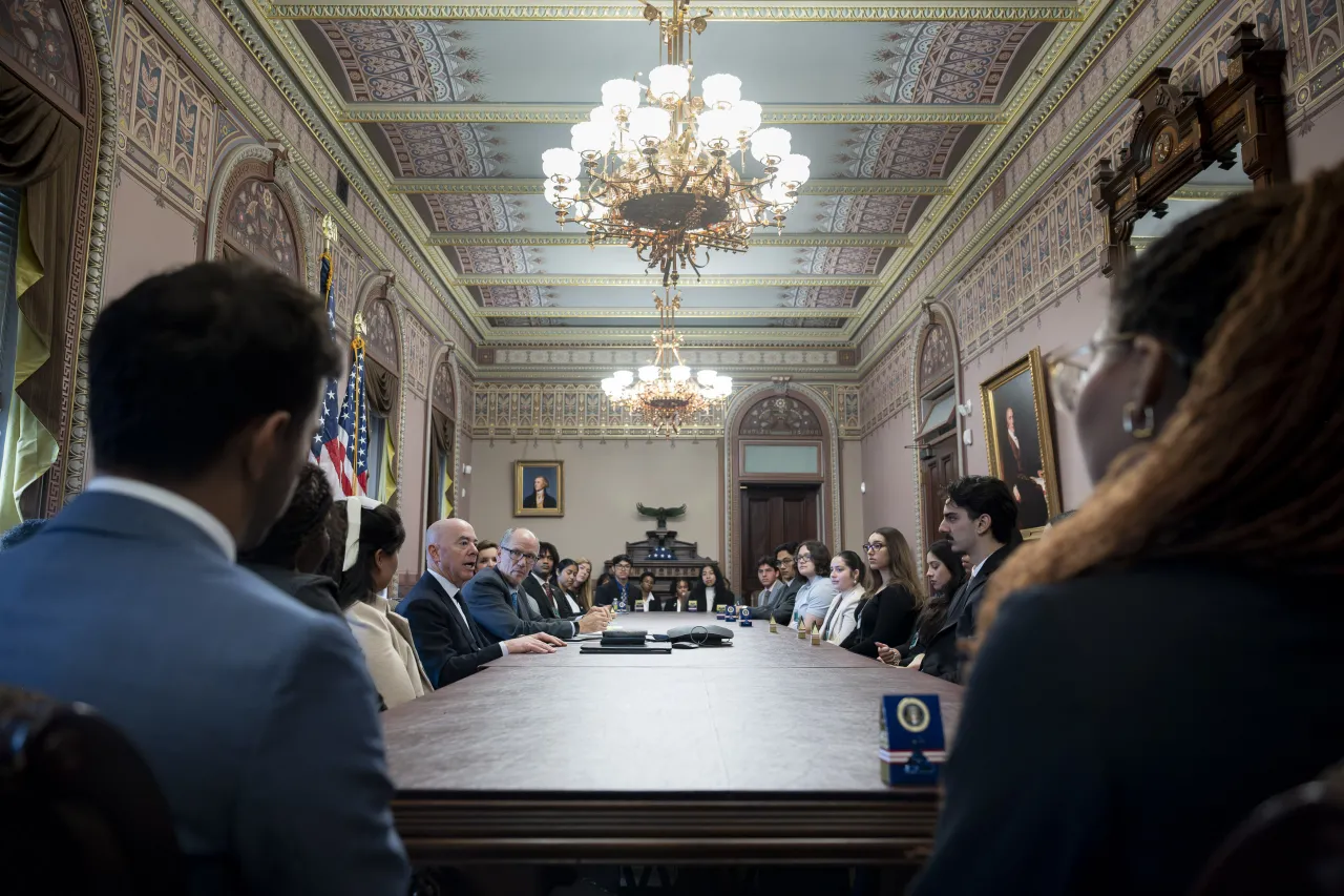 Image: DHS Secretary Alejandro Mayorkas Speaks with NSC Graduate Students  (011)