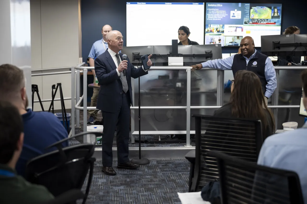 Image: DHS Secretary Alejandro Mayorkas Visits FEMA HQ (007)