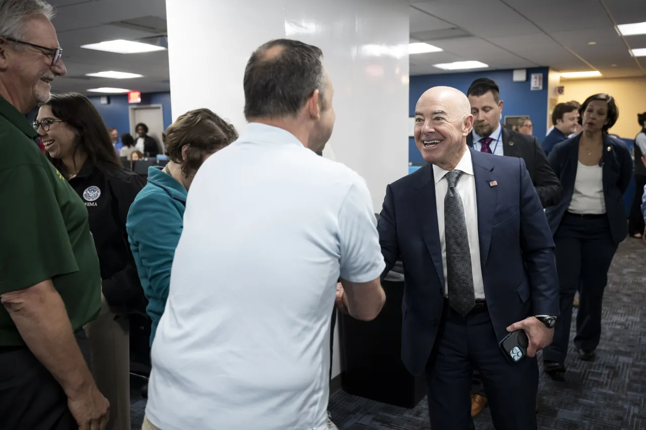 Image: DHS Secretary Alejandro Mayorkas Visits FEMA HQ (012)