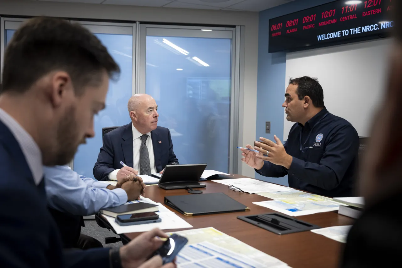 Image: DHS Secretary Alejandro Mayorkas Visits FEMA HQ (021)