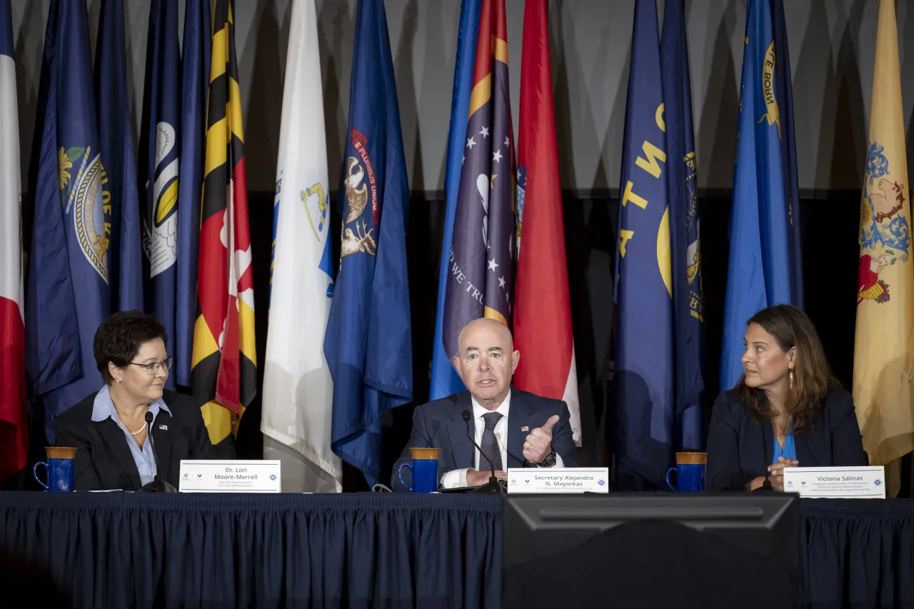 Image: DHS Secretary Alejandro Mayorkas Attends the U.S. Fire Administrator’s Summit on Fire and Prevention and Control (009)