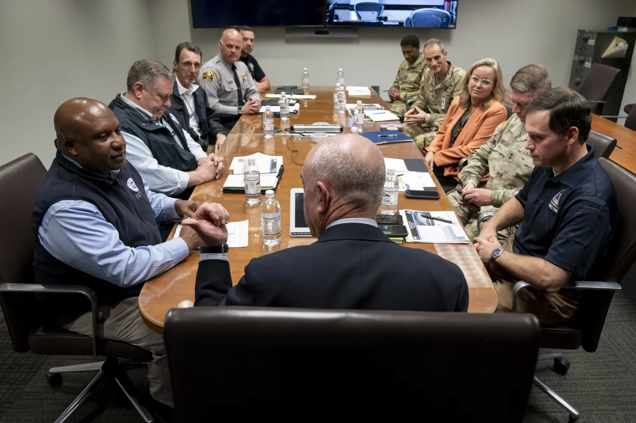 Image: DHS Secretary Alejandro Mayorkas Travels to North Carolina  (021)