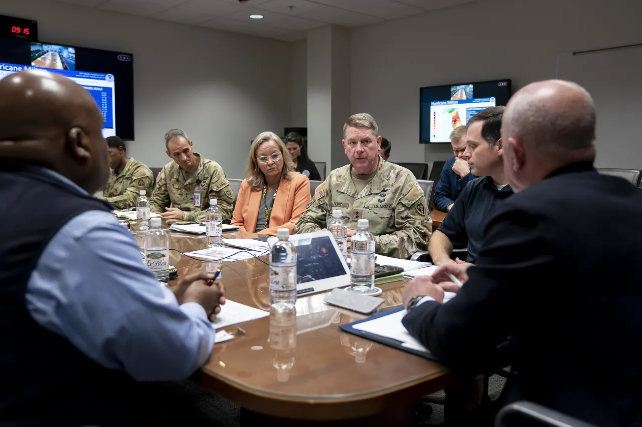 Image: DHS Secretary Alejandro Mayorkas Travels to North Carolina  (027)