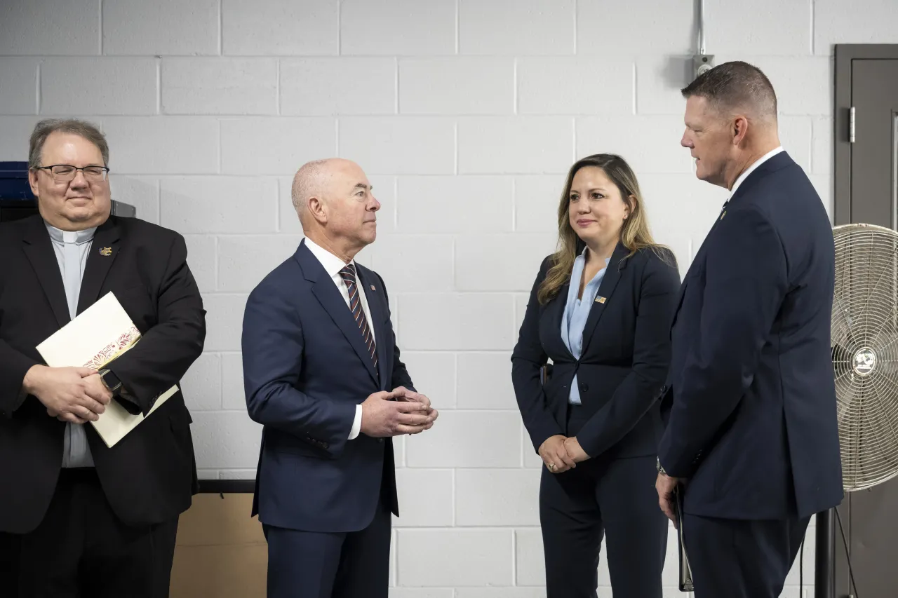 Image: DHS Secretary Alejandro Mayorkas Attends a USSS Special Agent Graduation  (005)