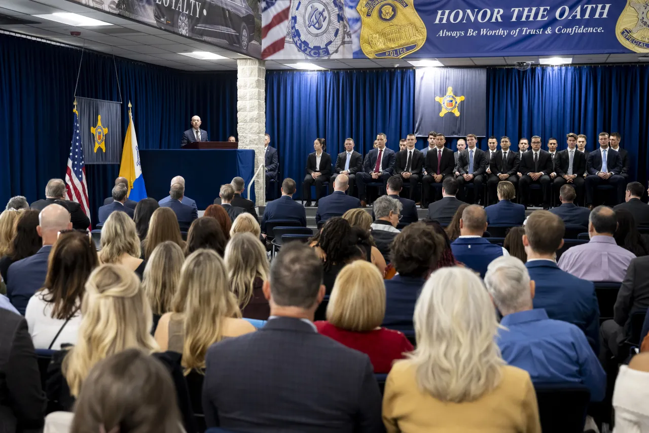 Image: DHS Secretary Alejandro Mayorkas Attends a USSS Special Agent Graduation  (019)