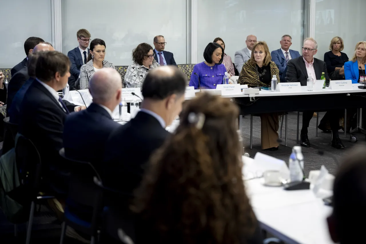 Image: DHS Secretary Alejandro Mayorkas Delivers Remarks During a USTELECOM Board Meeting  (011)