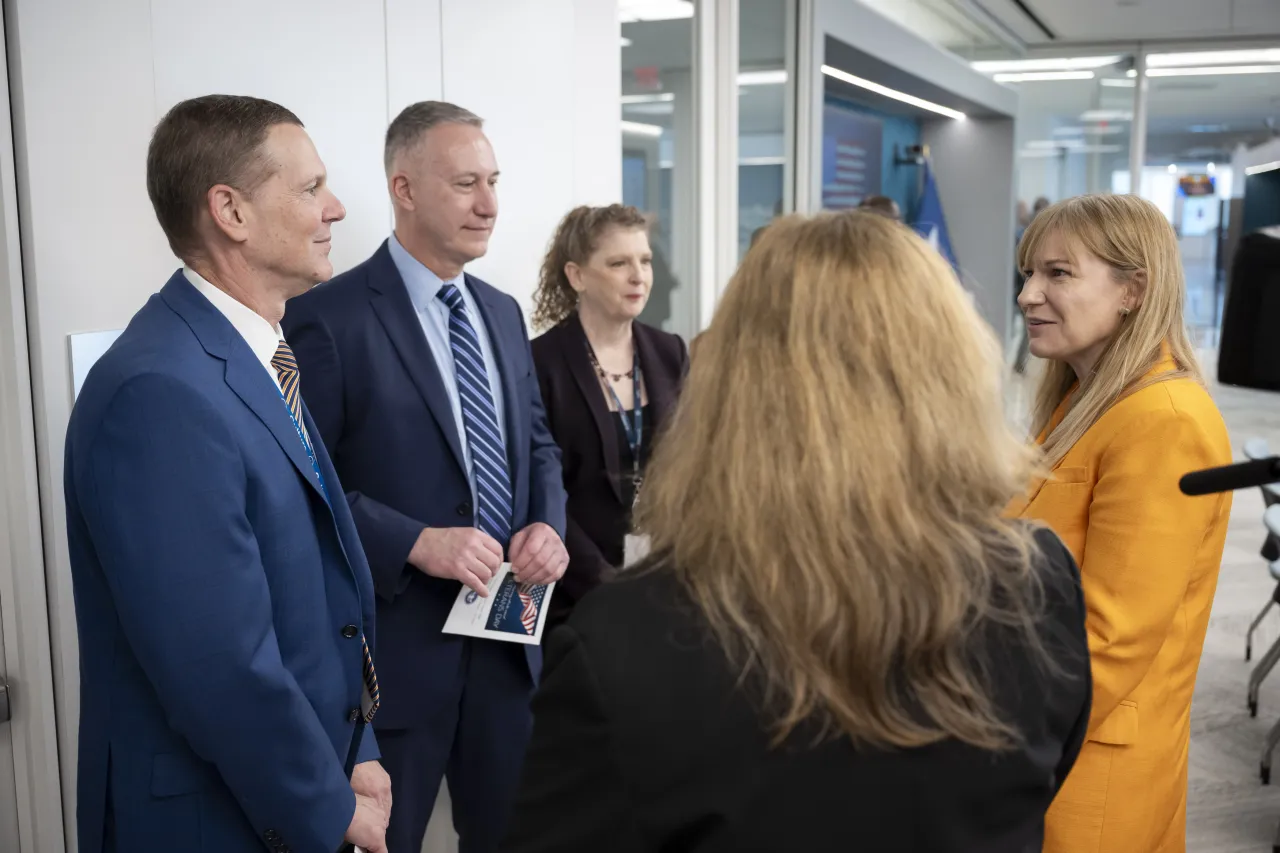 Image: DHS Senior Official Performing the Duties of the Deputy Secretary Kristie Canegallo Participates in a TSA HQ Town Hall Veterans Day Ceremony (010)