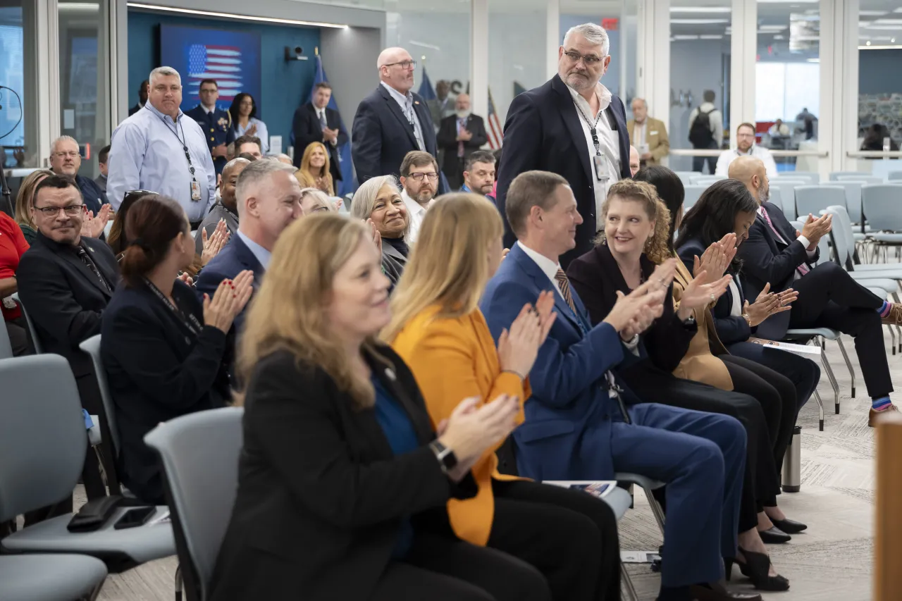 Image: DHS Senior Official Performing the Duties of the Deputy Secretary Kristie Canegallo Participates in a TSA HQ Town Hall Veterans Day Ceremony (019)