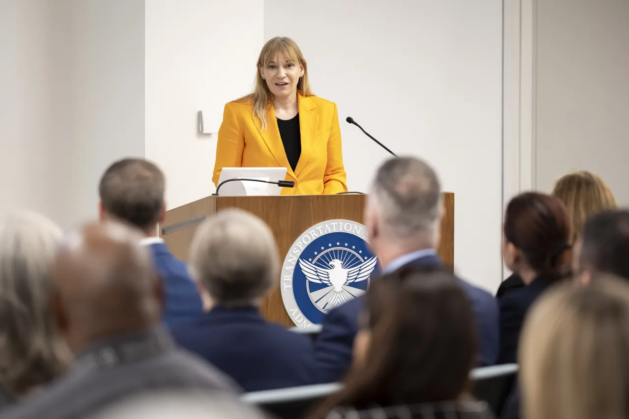 Image: DHS Senior Official Performing the Duties of the Deputy Secretary Kristie Canegallo Participates in a TSA HQ Town Hall Veterans Day Ceremony (023)