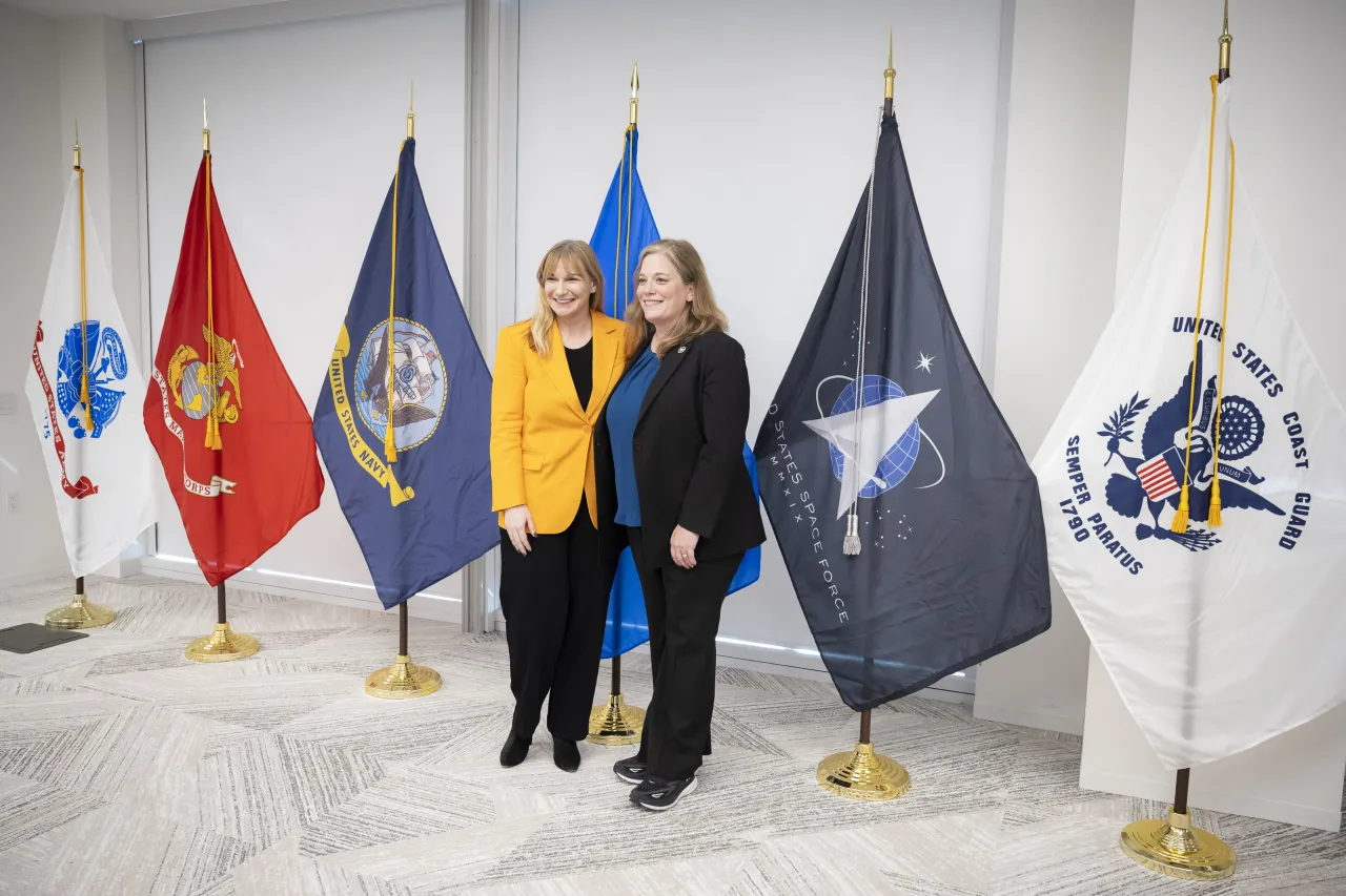 Image: DHS Senior Official Performing the Duties of the Deputy Secretary Kristie Canegallo Participates in a TSA HQ Town Hall Veterans Day Ceremony (033)