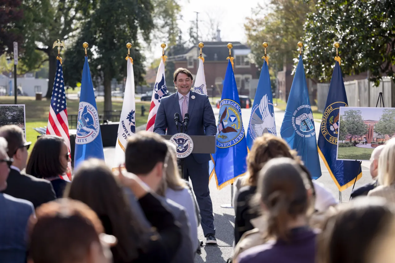 Image: DHS Secretary Alejandro Mayorkas Participates in the Resilience Plaza Groundbreaking Ceremony  (007)