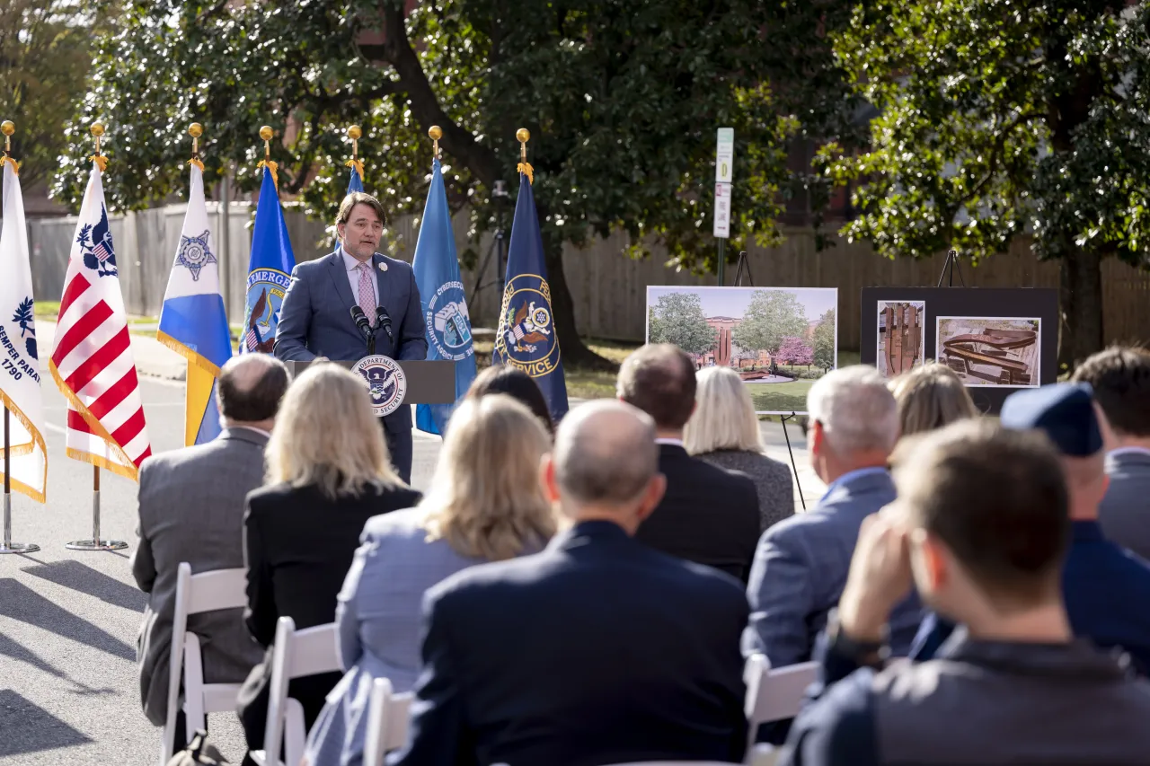 Image: DHS Secretary Alejandro Mayorkas Participates in the Resilience Plaza Groundbreaking Ceremony  (009)