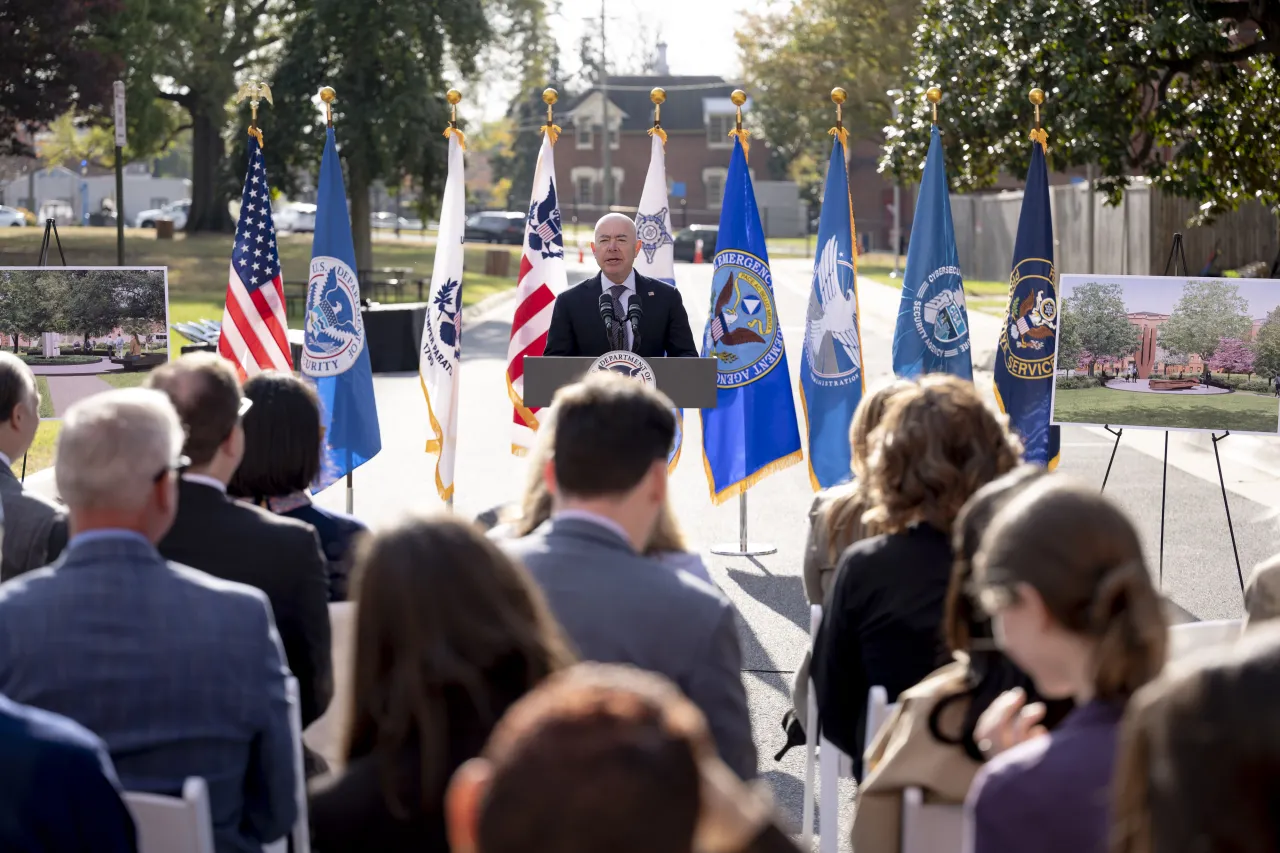 Image: DHS Secretary Alejandro Mayorkas Participates in the Resilience Plaza Groundbreaking Ceremony  (012)