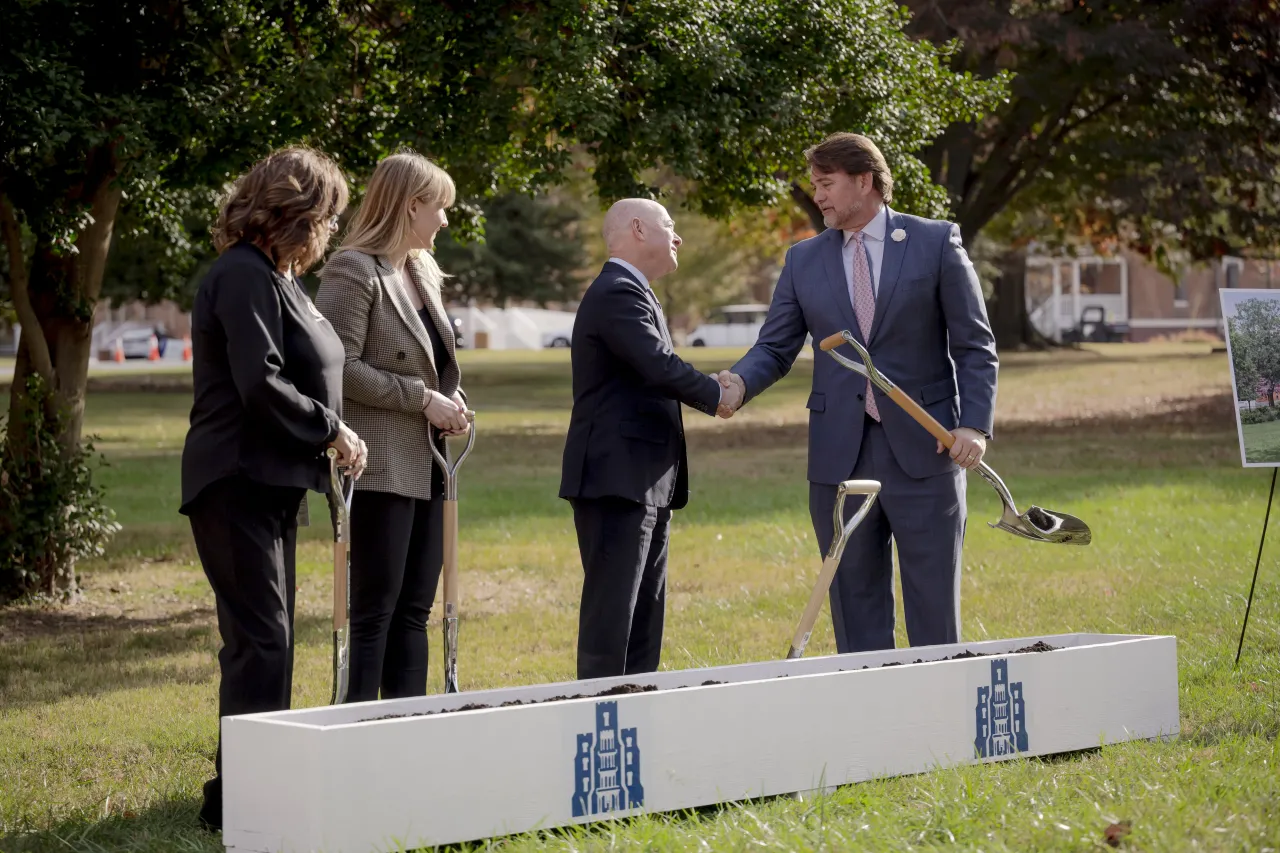 Image: DHS Secretary Alejandro Mayorkas Participates in the Resilience Plaza Groundbreaking Ceremony  (019)