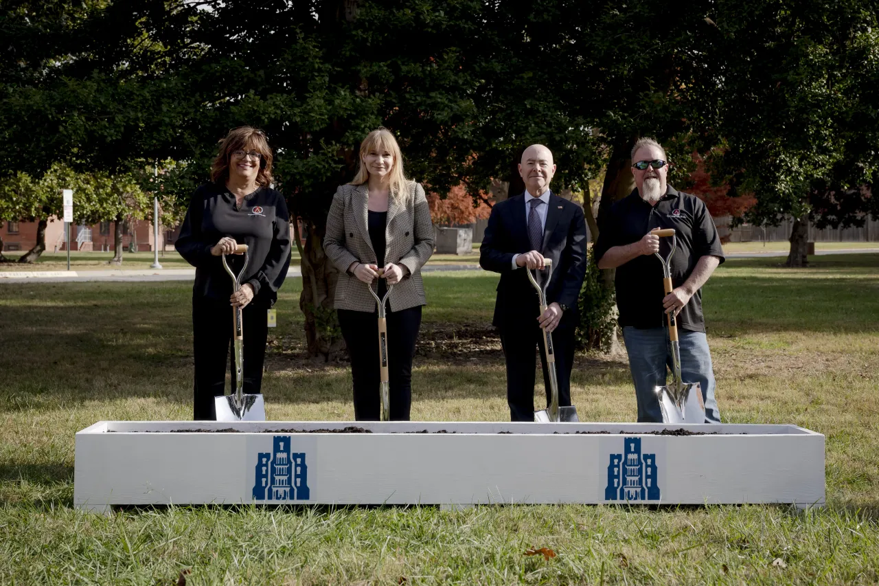 Image: DHS Secretary Alejandro Mayorkas Participates in the Resilience Plaza Groundbreaking Ceremony  (020)