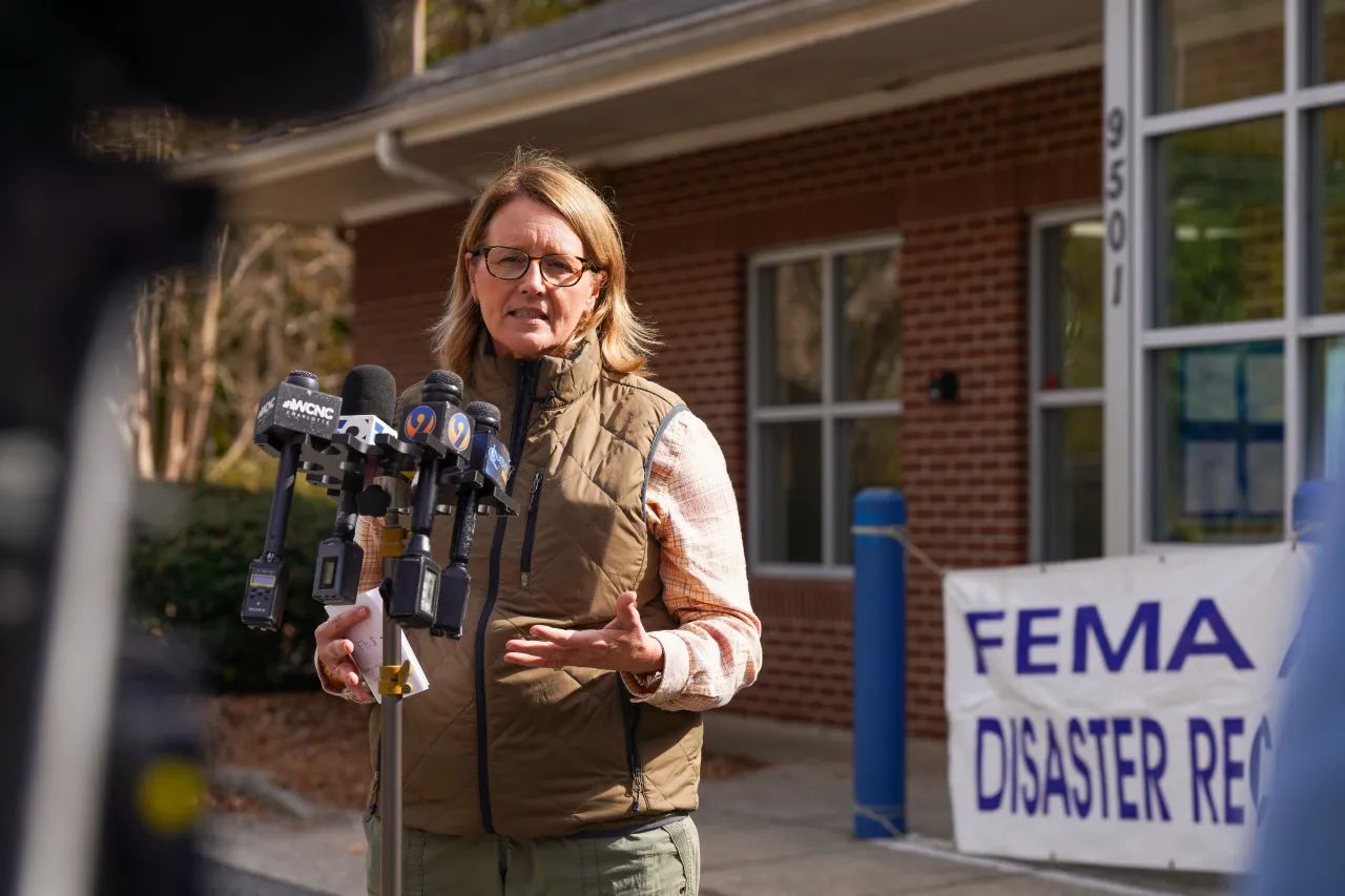 Image: FEMA Administrator Visits Charlotte, North Carolina (008)