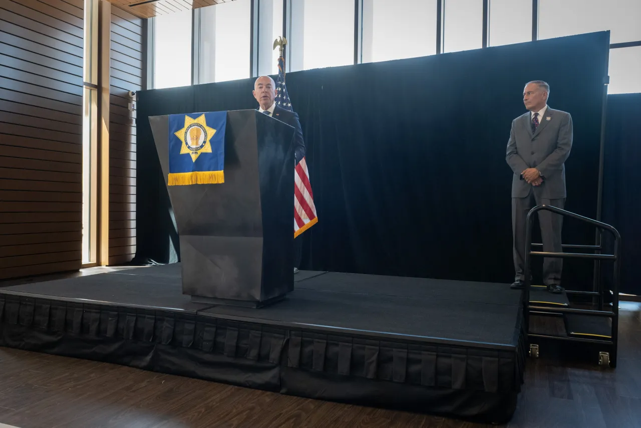 Image: DHS Secretary Alejandro Mayorkas Travels to San Diego, CA (025)