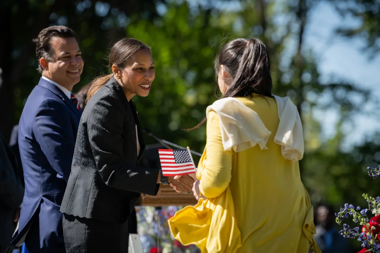 Image: DHS Deputy Secretary John Tien Participates in a Naturalization Ceremony in Mount Vernon, Va. (028)