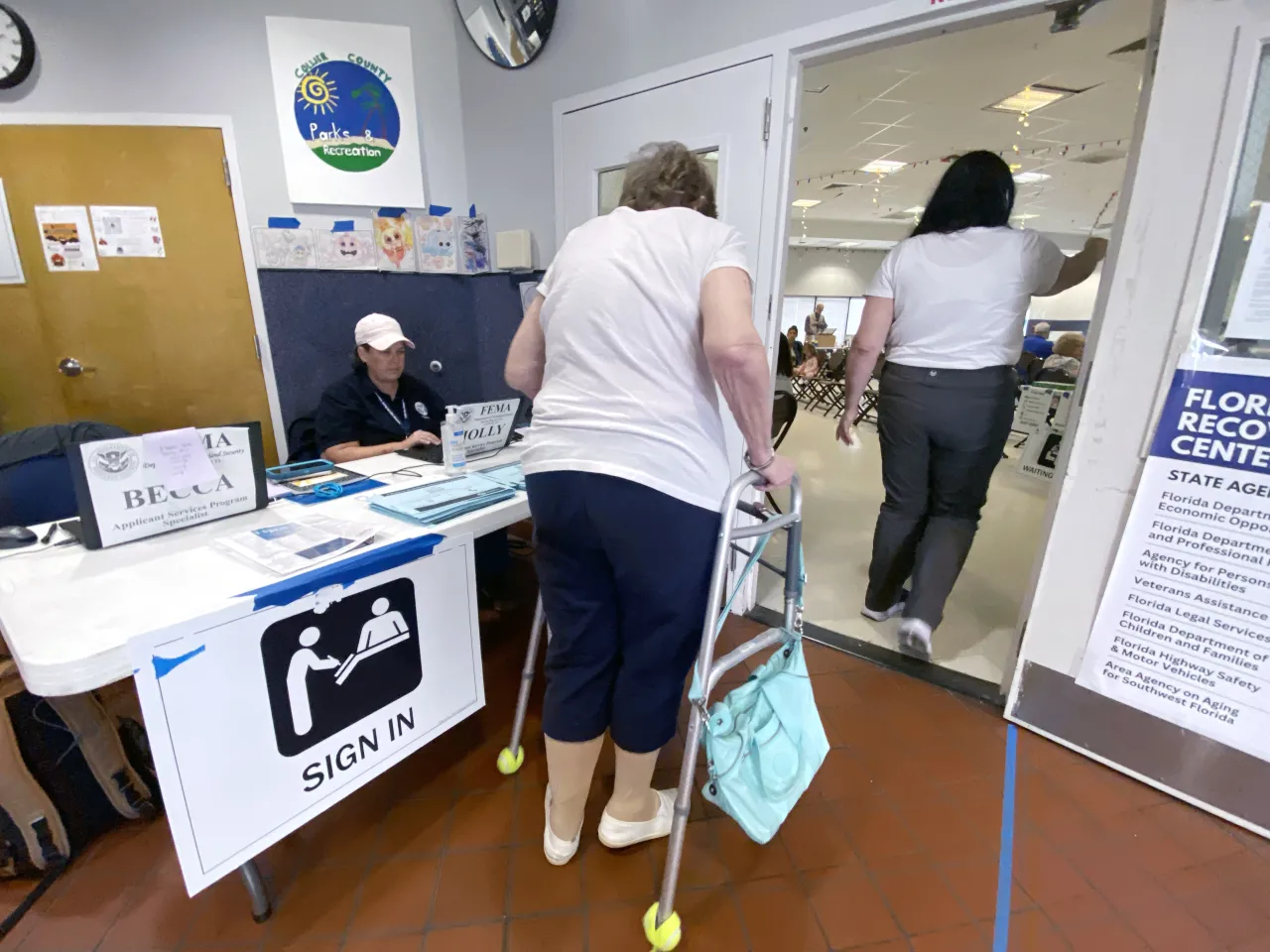 Image: FEMA Sets-Up a Disaster Recovery Center to Assist Residents Impacted by Hurricane Ian (2)