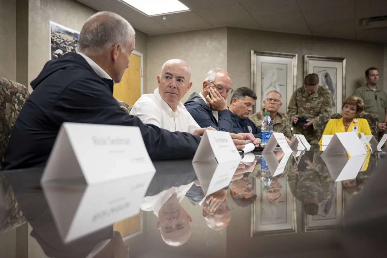 Image: DHS Secretary Alejandro Mayorkas Tours Terrebonne General Hospital (021)