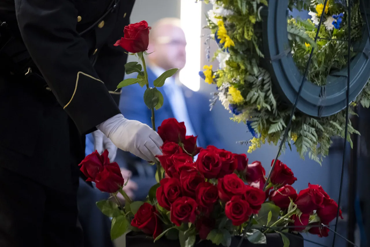 Image: DHS Secretary Alejandro Mayorkas Attends ICE Valor Memorial and Wreath Laying  (032)