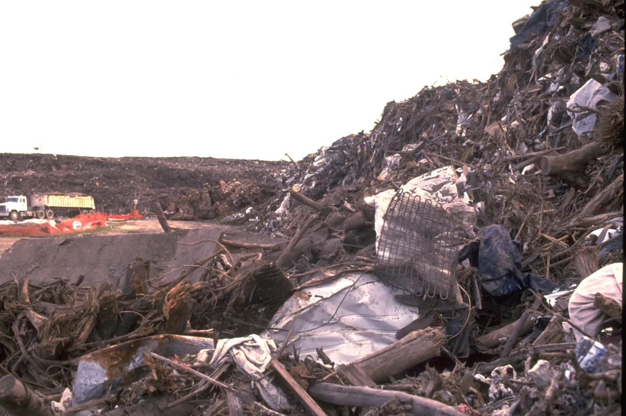 Image: Hurricane Andrew - Houses and Businesses Damaged (25)