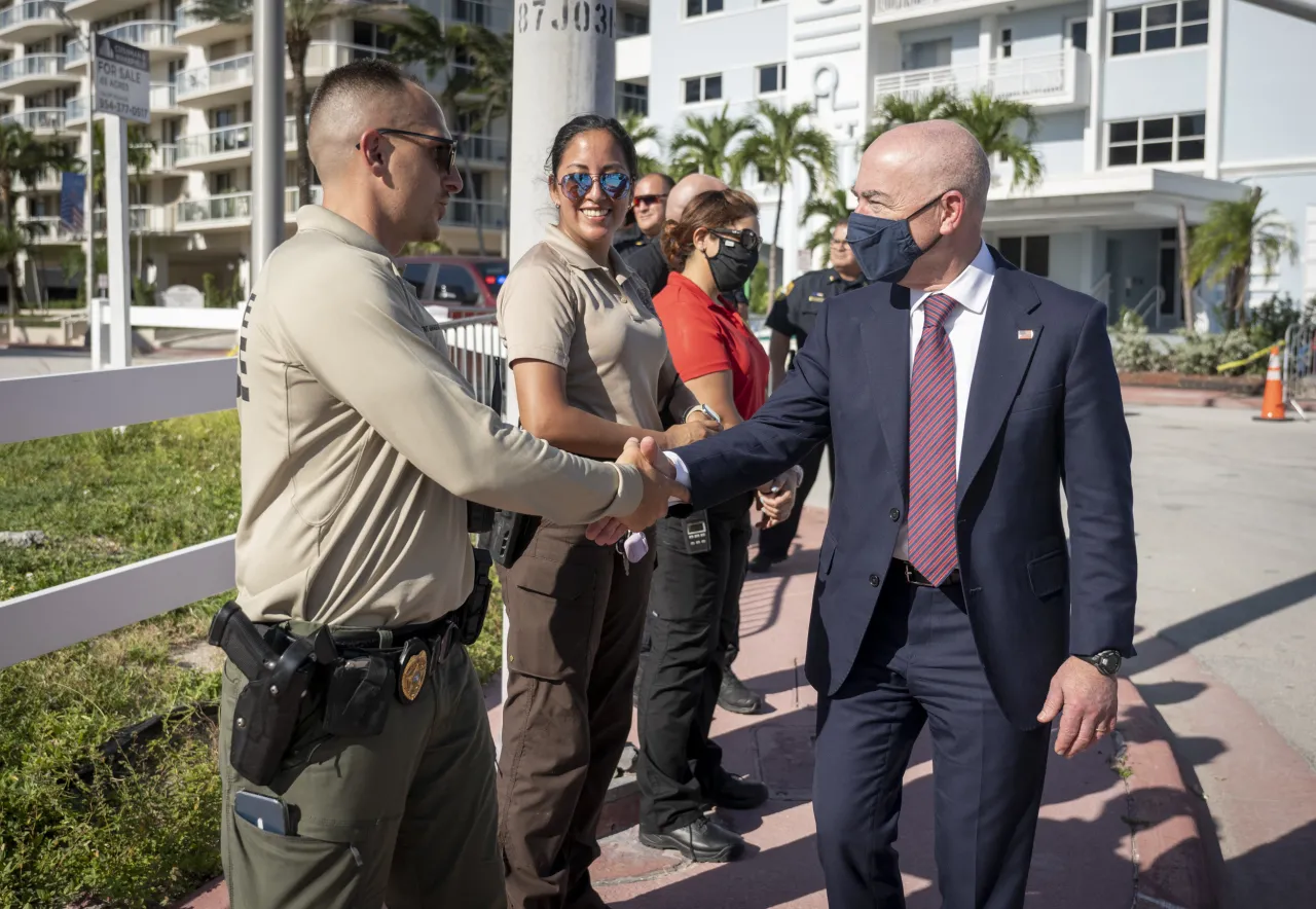 Image: DHS Secretary Alejandro Mayorkas Visits Surfside Condo Collapse Site (2)