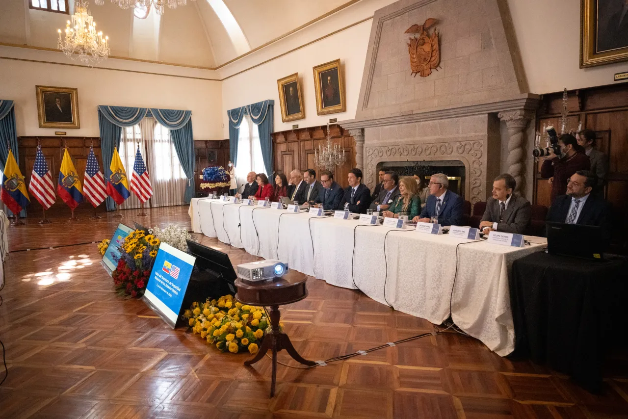 Image: DHS Secretary Alejandro Mayorkas Meets with Ministers in Ecuador (010)