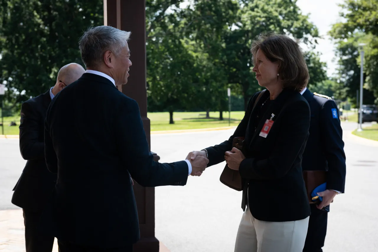 Image: DHS Deputy Secretary John Tien Meets with Norwegian State Secretary (02)