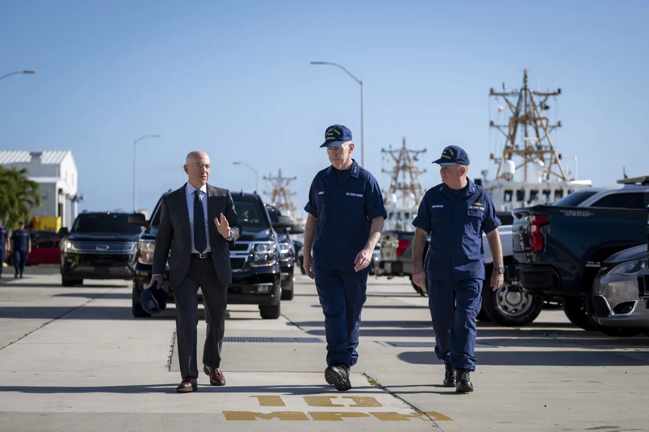 Image: DHS Secretary Alejandro Mayorkas Travels to Miami, Florida (143)