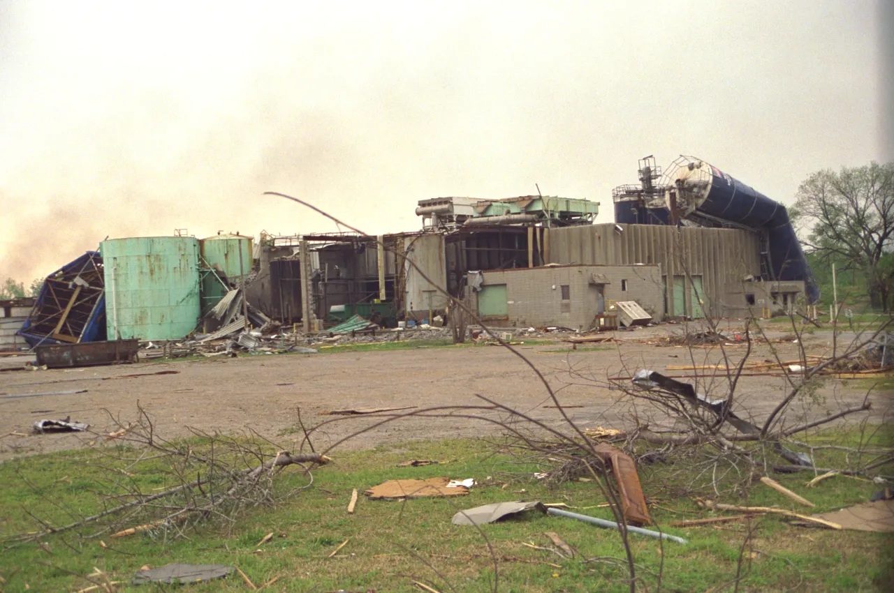 Image: Hurricane Andrew - Houses and Businesses Damaged (30)