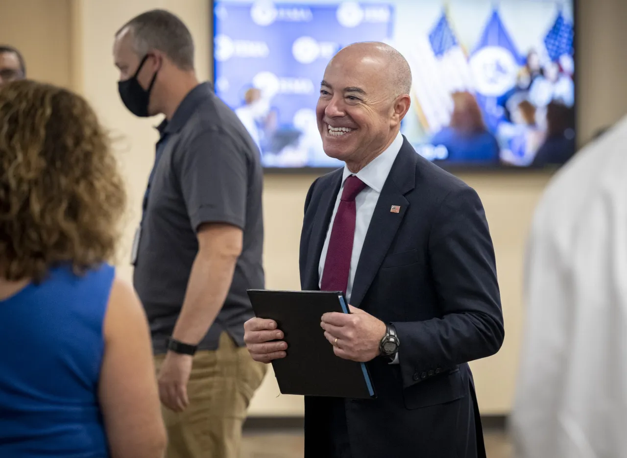 Image: DHS Secretary Alejandro Mayorkas Presents an Award to MaryAnn Tierney (23)