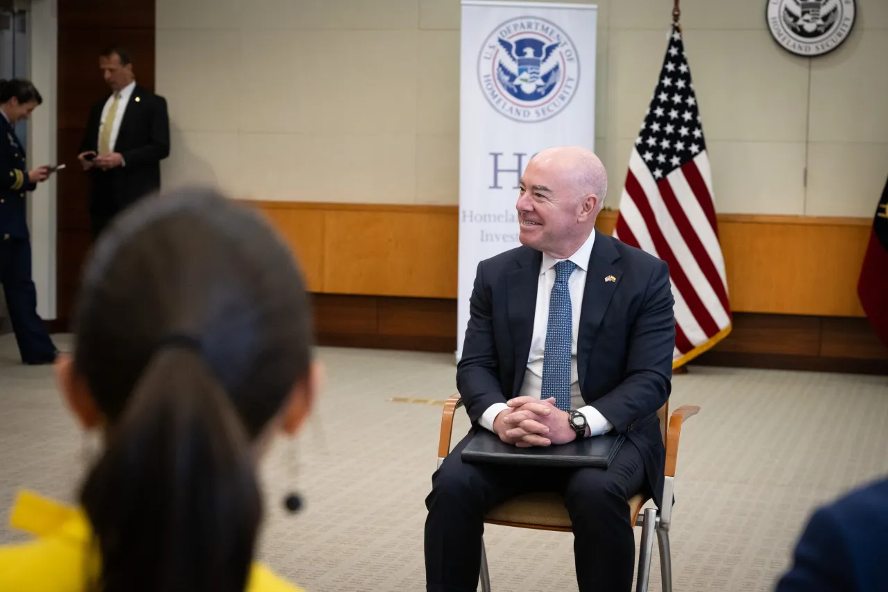 Image: DHS Secretary Alejandro Mayorkas Meets DHS Staff and Marine Detachment in Ecuador (033)