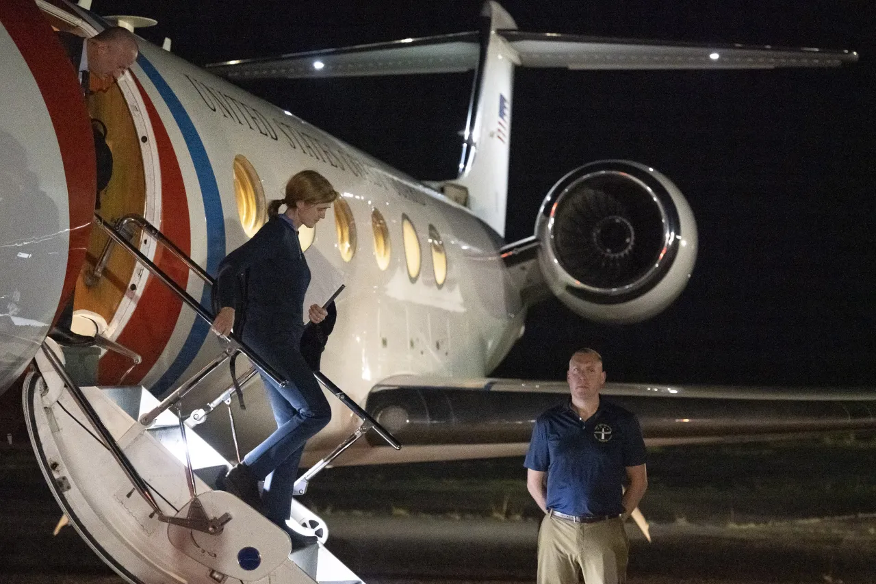 Image: DHS Secretary Alejandro Mayorkas Travels to Panama   (009)