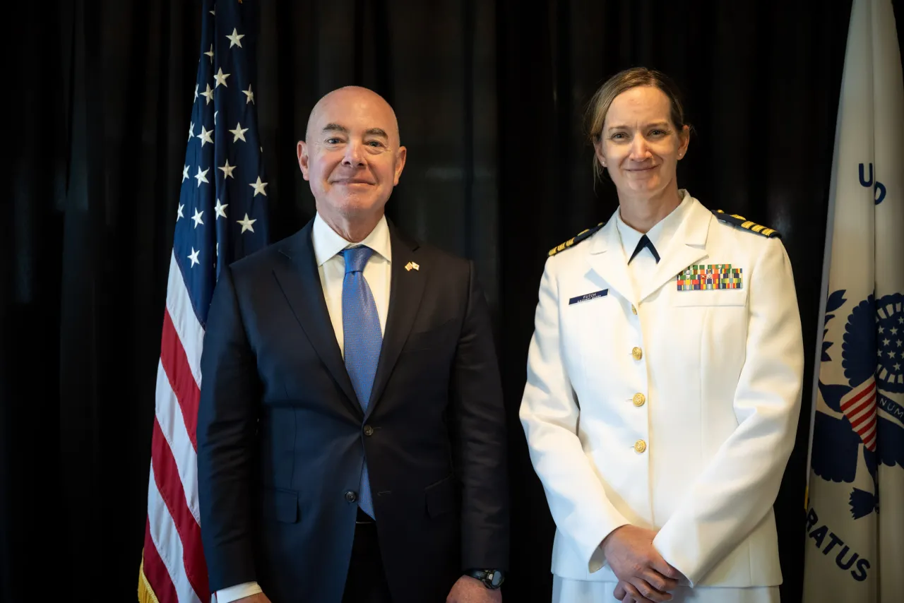 Image: DHS Secretary Alejandro Mayorkas Delivers Remarks at USCG Academy Commencement Address 2023 (075)