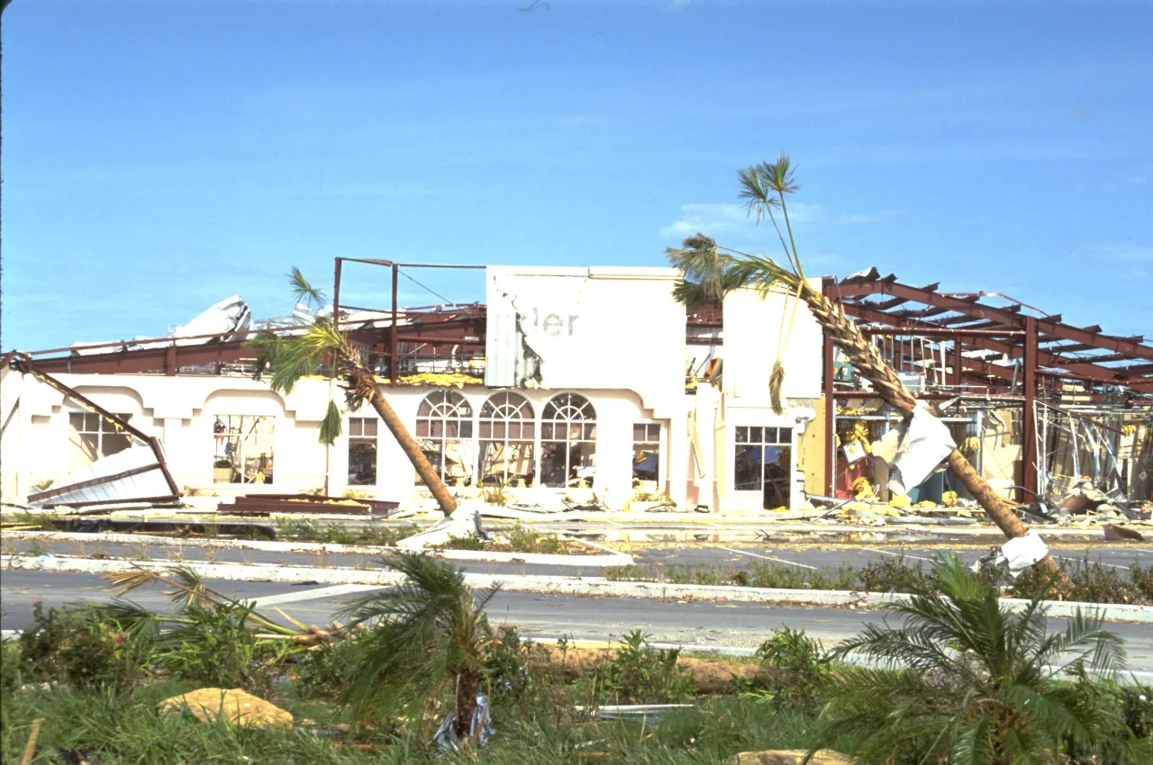 Image: Hurricane Andrew - Houses and Businesses Damaged (37)