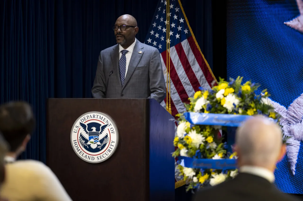 Image: DHS Secretary Alejandro Mayorkas Attends ICE Valor Memorial and Wreath Laying  (014)