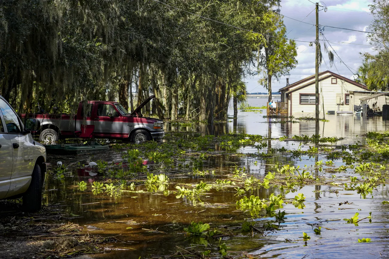 Image: Lake Front Property Under Water After Hurricane Ian