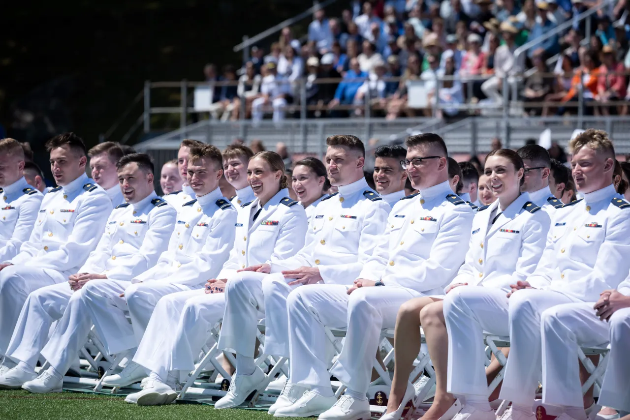 Image: DHS Secretary Alejandro Mayorkas Delivers Remarks at USCG Academy Commencement Address 2023 (030)