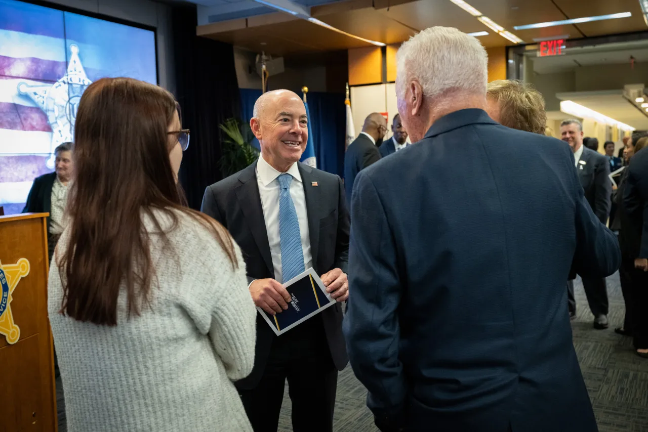 Image: DHS Secretary Alejandro Mayorkas Swears In Director of USSS (024)