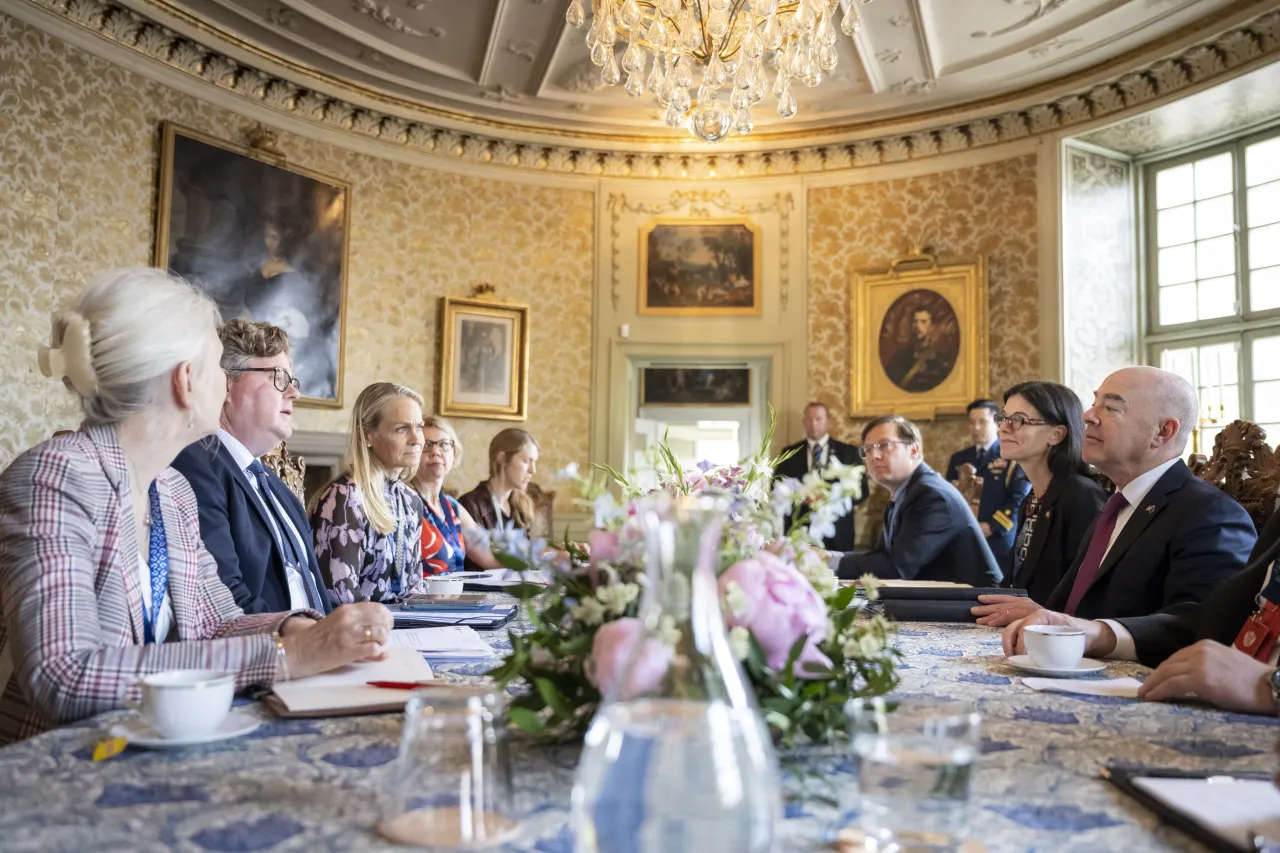 Image: DHS Secretary Alejandro Mayorkas Participates in a Bilateral Meeting with the Swedish Minister of Justice (019)