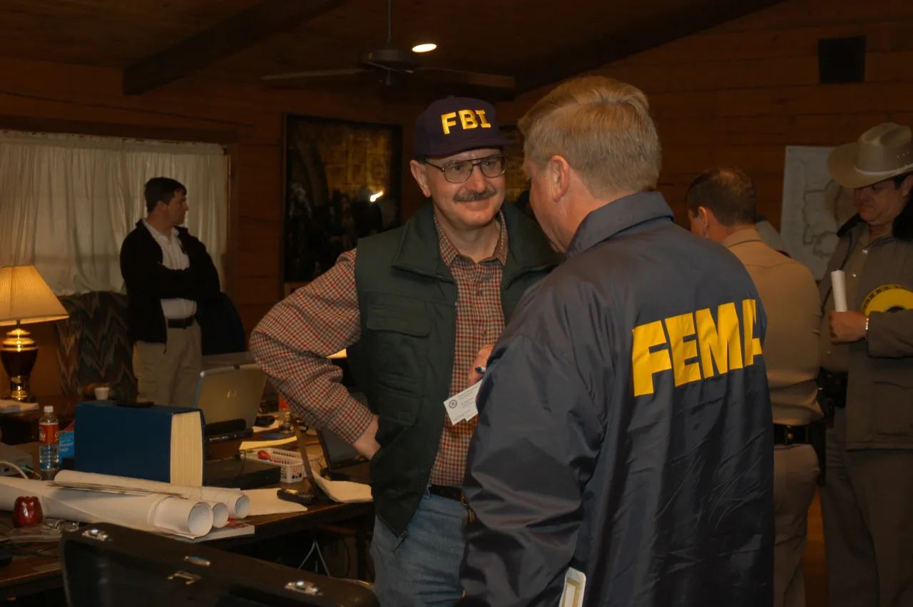 Image: Columbia Shuttle Disaster - FBI and FEMA speak at the Shuttle Material Recovery Command Center