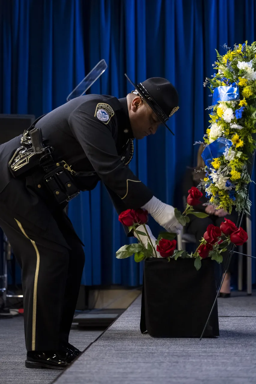 Image: DHS Secretary Alejandro Mayorkas Attends ICE Valor Memorial and Wreath Laying  (029)