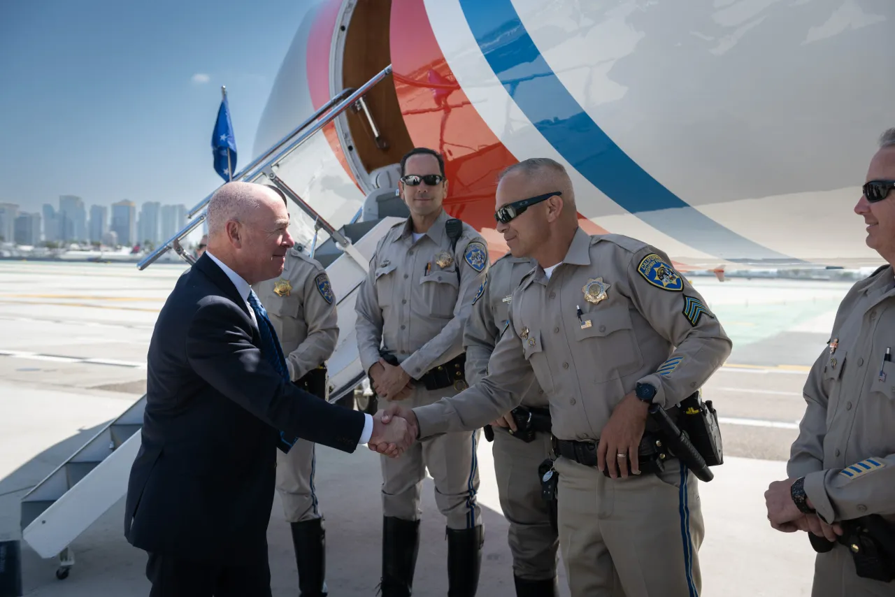 Image: DHS Secretary Alejandro Mayorkas Travels to San Diego, CA (031)